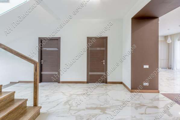 Продам коттедж в Москва.Жилая площадь 300 кв.м.Есть Газ, Водопровод. в Москве фото 11