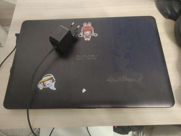 Ноутбук ASUS