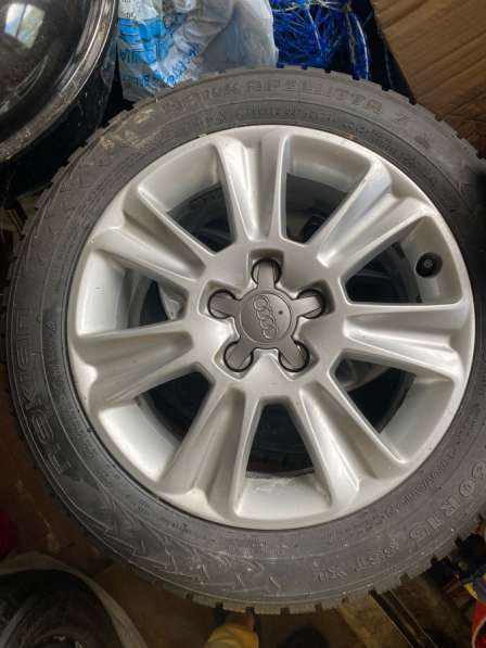 Продам комплект колес родные