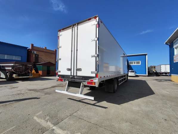 Автомобиль рефрижераторы HINO 4x2 в Москве фото 5