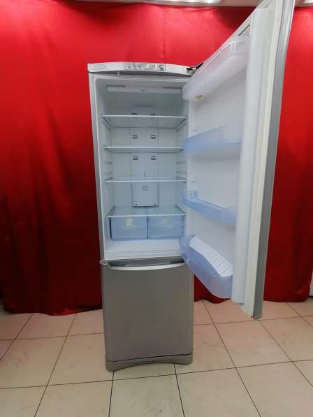 Холодильник бу Indesit в Екатеринбурге фото 4