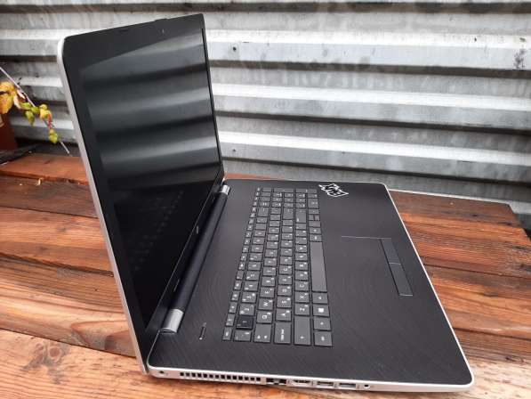 Игровой Ноутбук HP Laptop 17 в фото 7
