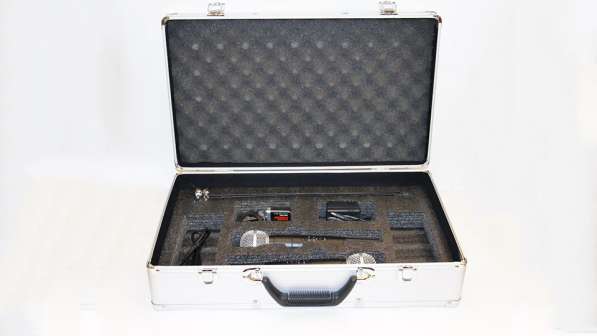 Радиосистема SHURE LX-88-III 2 микрофона в кейсе в фото 3