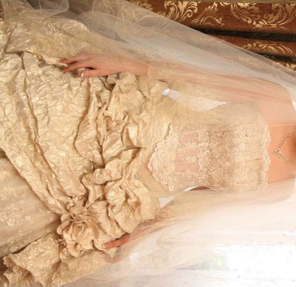 Продам Свадебное платье в Старом Осколе фото 10