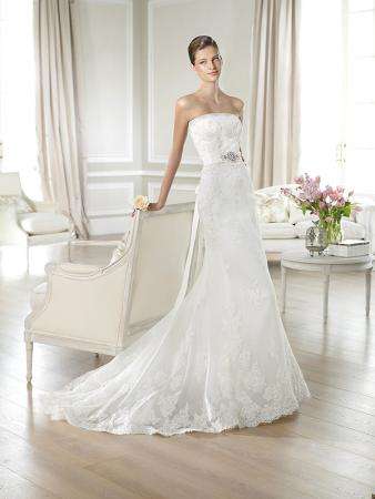 Свадебное платье испанского бренда White One