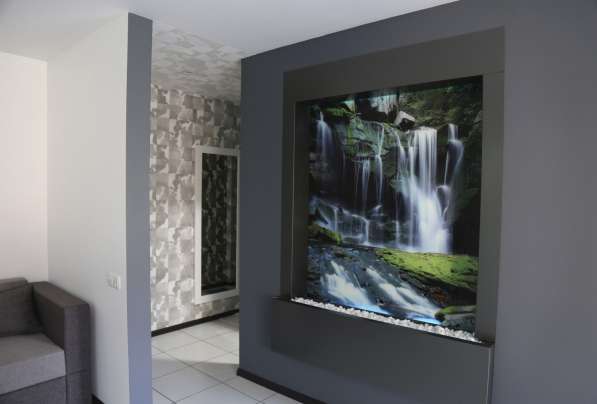 Водопады по стеклу от дизайн студии Романа Москаленко в фото 6