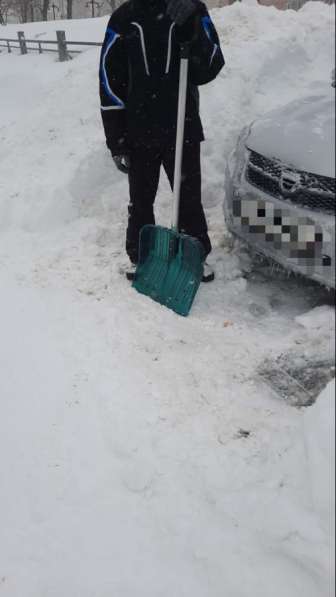 Очистка снега в Южно-Сахалинске фото 3