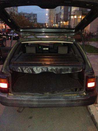 Продаю Volkswagen Passat 1993 универсал 5 дв. B4 1.8 MT (90 л.с.), продажав Москве в Москве