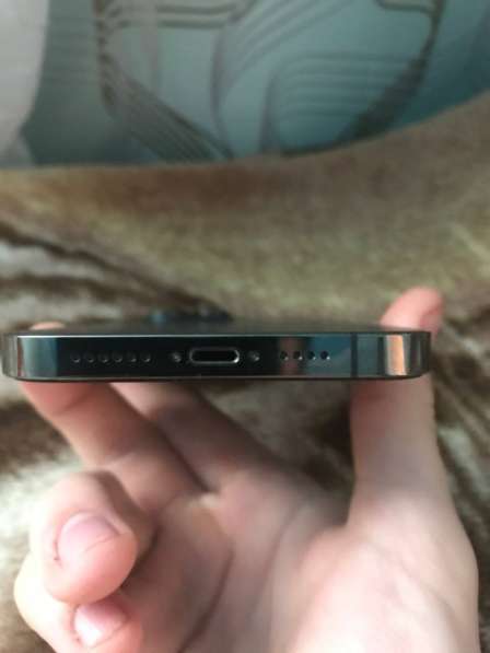 Продаю практично новий iPhone 13 Pro Max в фото 4