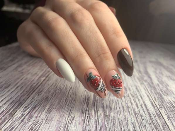 Маникюр+гель-лак в Санкт-Петербурге фото 9