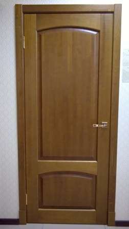 Двери межкомнатные из массива в Екатеринбурге