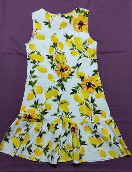 Продается свое летнее платье с лимонами в фото 3