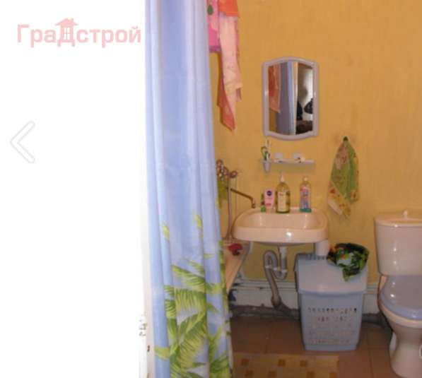 Продам однокомнатную квартиру в Вологда.Жилая площадь 41 кв.м.Дом кирпичный.Есть Балкон.