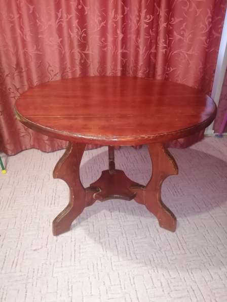 Продам стол из дерева ручной работы в Энгельсе