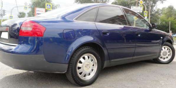 Audi A6 синий седан, 2000 г, продажав Москве в Москве фото 4