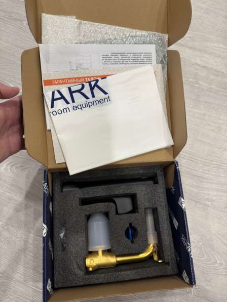 Смесители Lemark URSUS LM7226BL и LM3075G-Beige в Москве фото 4