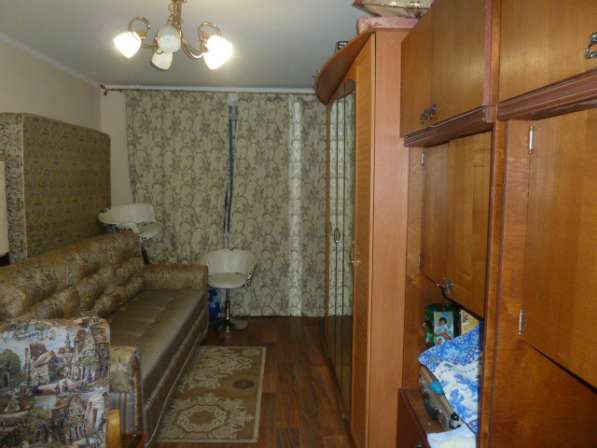 Продается 3-х комнатная квартира, ул. 8 Линия, 94 в Омске фото 9