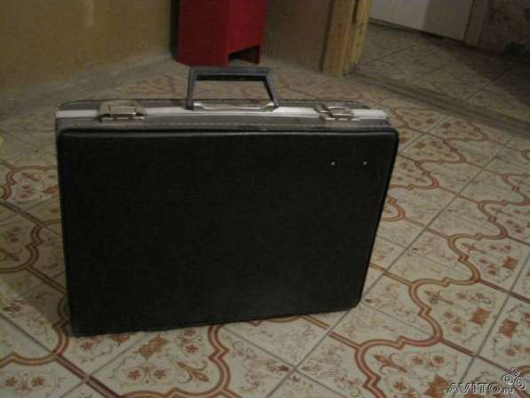 Продам чемоданы за 500 руб