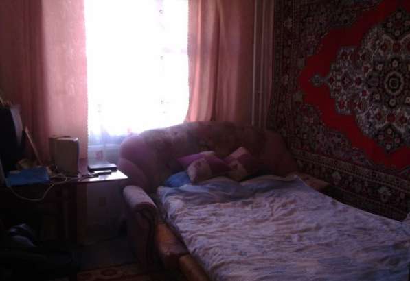 Продается 3-х комнатная квартира, ул. 70 лет Октября, 18 в Омске фото 3