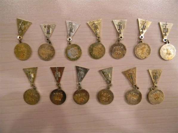 Значок. Футбол. серия: московские клубы, 11 лотов-32 значка в фото 15