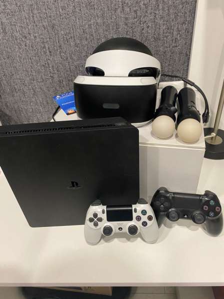 Sony PlayStation 4 и VR очки