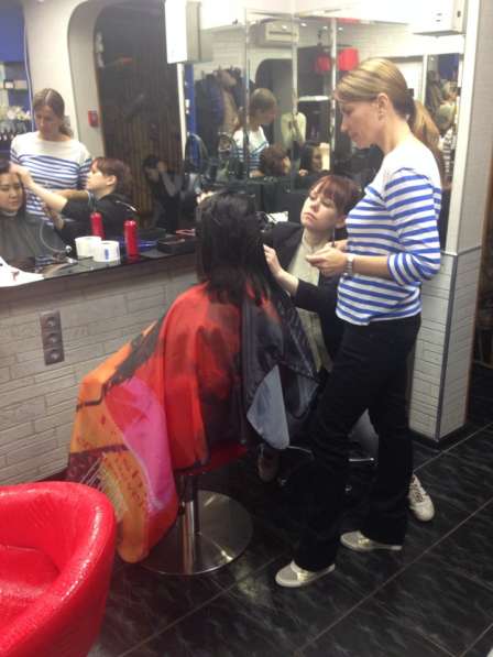 Курс повышения парикмахеров, практика на моделях Домодовская в Москве фото 4
