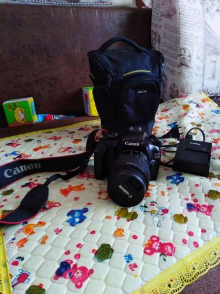 Зеркальный фотоаппарата Canon ЕОS 1100D