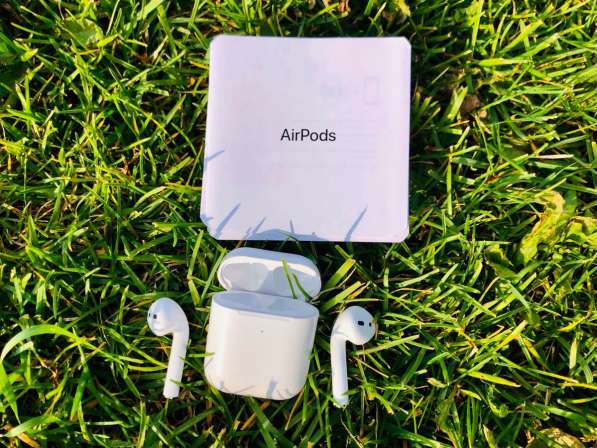 AirPods 2 беспроводные наушники в Казани фото 5