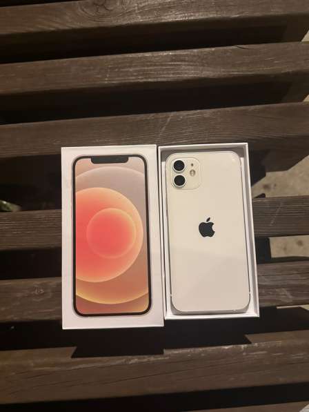 Айфон 12 в Москве