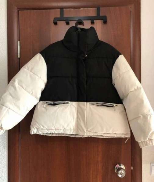 Женский пуховик осенний