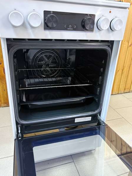 Продам комбинированную плиту в Комсомольске-на-Амуре