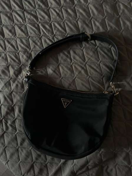 Guess bag