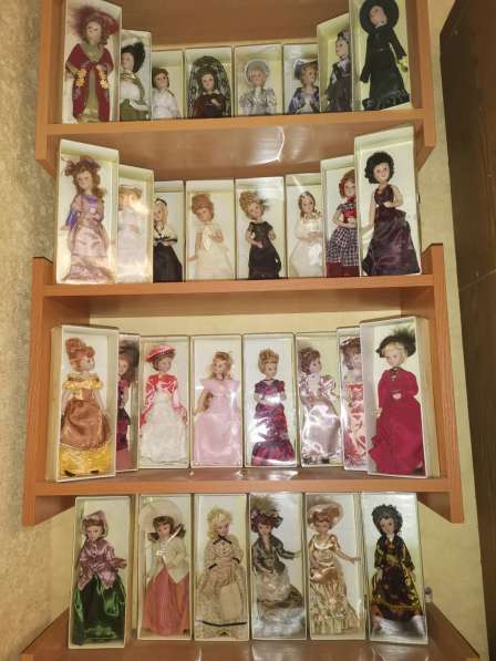 Коллекционное фарфоровые куклы