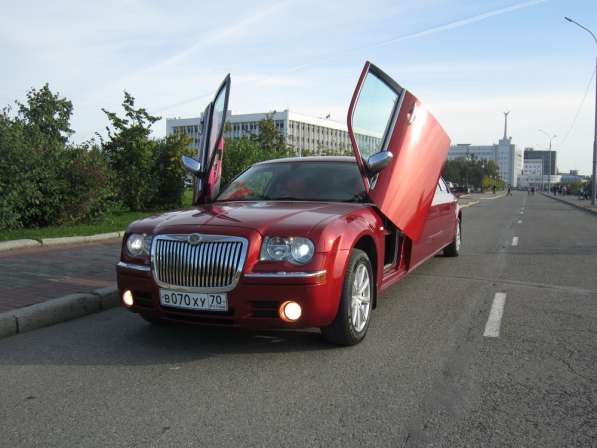 Прокат лимузина Chrysler 300C