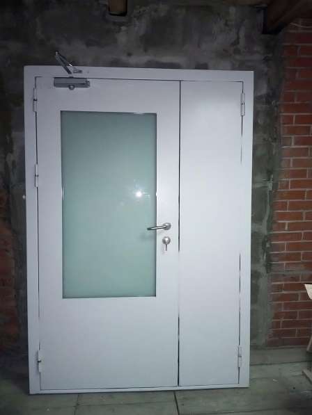 Надежные металлические двери для защиты вашего объекта в Челябинске