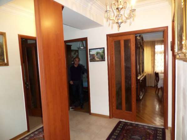 Komitas, Рядом с перекрестком Папазян,4-комнатная квартира в фото 12