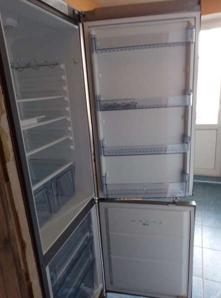 Продается новый холодильник VESTFROST 344M (в коробке) в фото 10