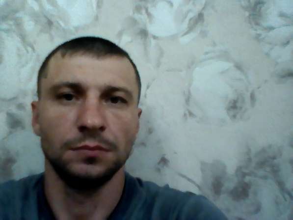 Алексей, 41 год, хочет пообщаться