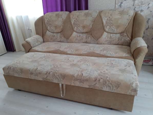 Продам диван и кресло в хорошем состоянии можно для дачи в Волжский