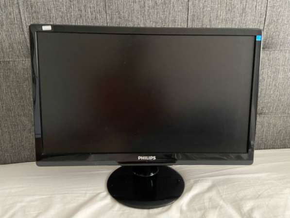 Монитор PHILIPS 24”