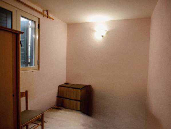 Продается квартира с двумя спальнями в Рафаиловичи в фото 9