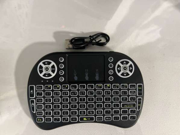 Продам клавиатуру