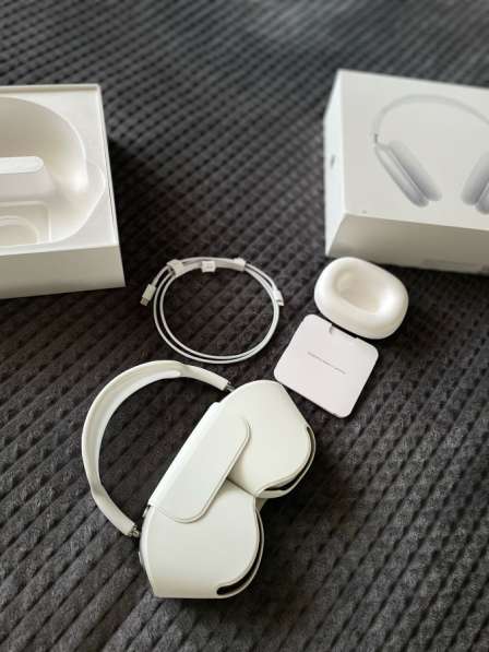 Apple AirPods Pro max