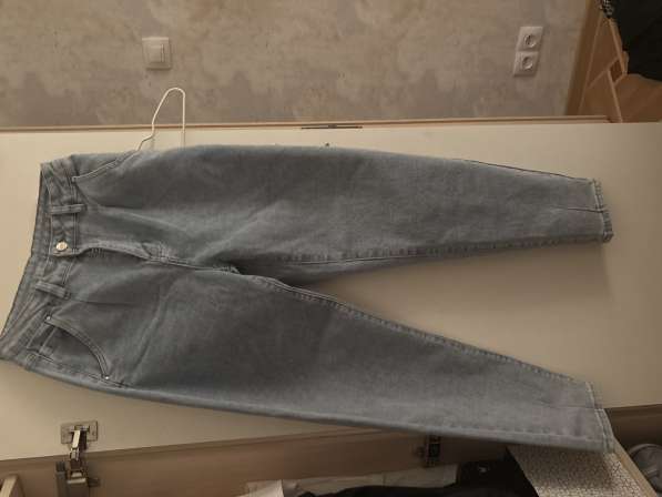 Джинсы прямого кроя