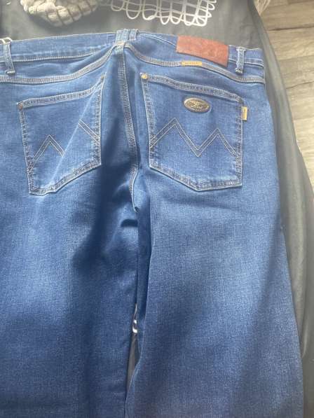 Джинсы в Москве