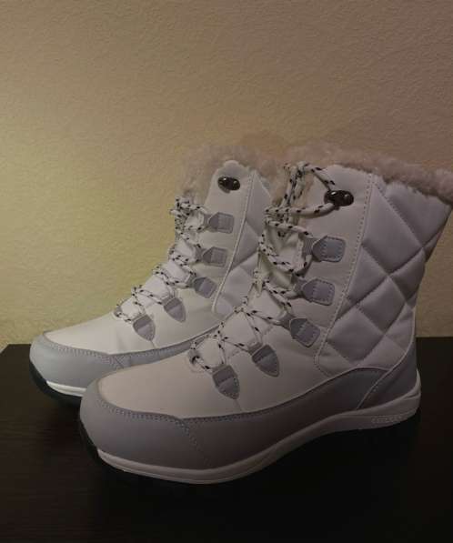 Ботинки женские