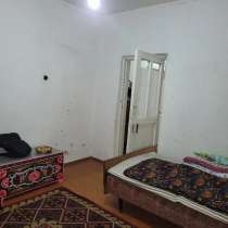 Продаю дом, 4 комнаты + 2 санузла + 2 кухни, Фучика/Ленского, в г.Бишкек