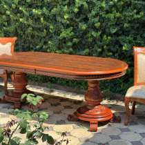 Продаётся : Стол, 2 кресла и 6-стульев, в г.Махачкала