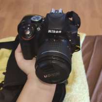 Фотоаппарат Nikon d3300 + защитная сумка+карта памяти на 32, в Москве
