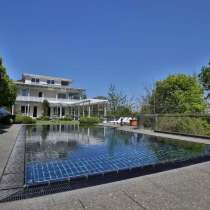 Уникальный особняк, в одном из лучших мест Мюнхена, в Санкт-Петербурге